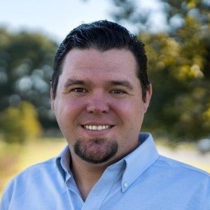 Robert Elvester